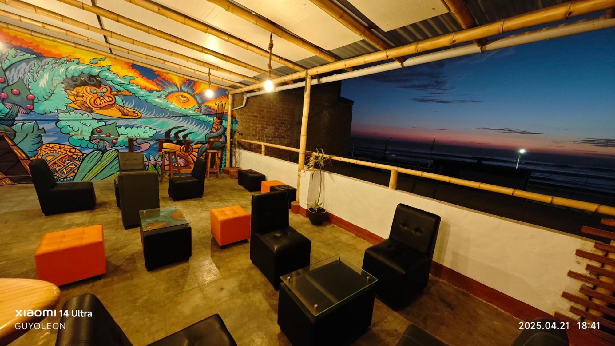 Yellow House Huanchaco Buitenkant foto